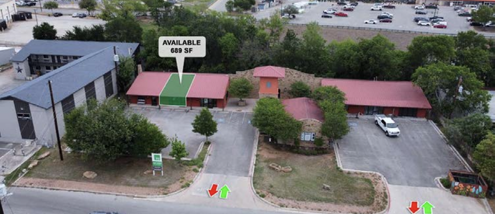 Primary Photo Of 809 12th St, Marble Falls Freestanding For Lease