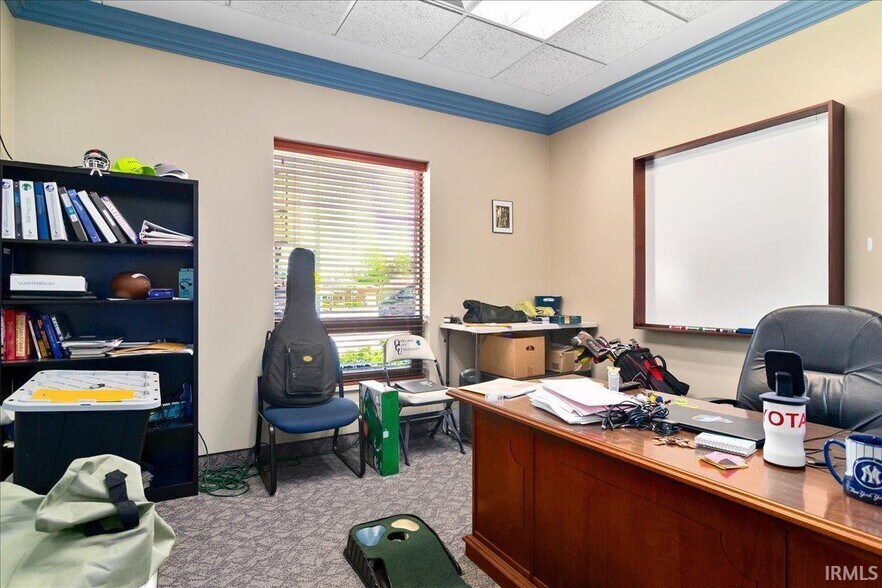 More Photos Of 410 Morton st, Oakland City Office For Sale
