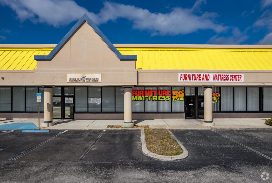 More Photos Of 11141 US Highway 19, Clearwater Unknown For Lease