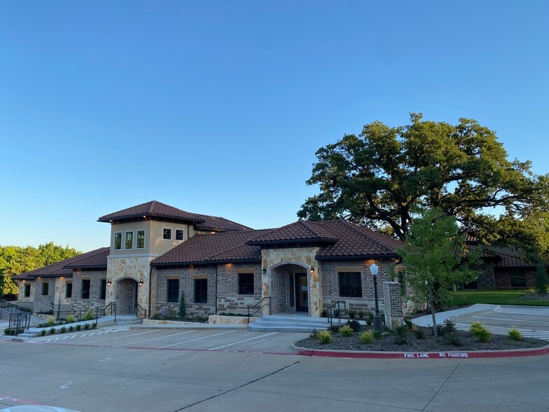 More Photos Of 609 Strada Cir, Mansfield Medical For Lease