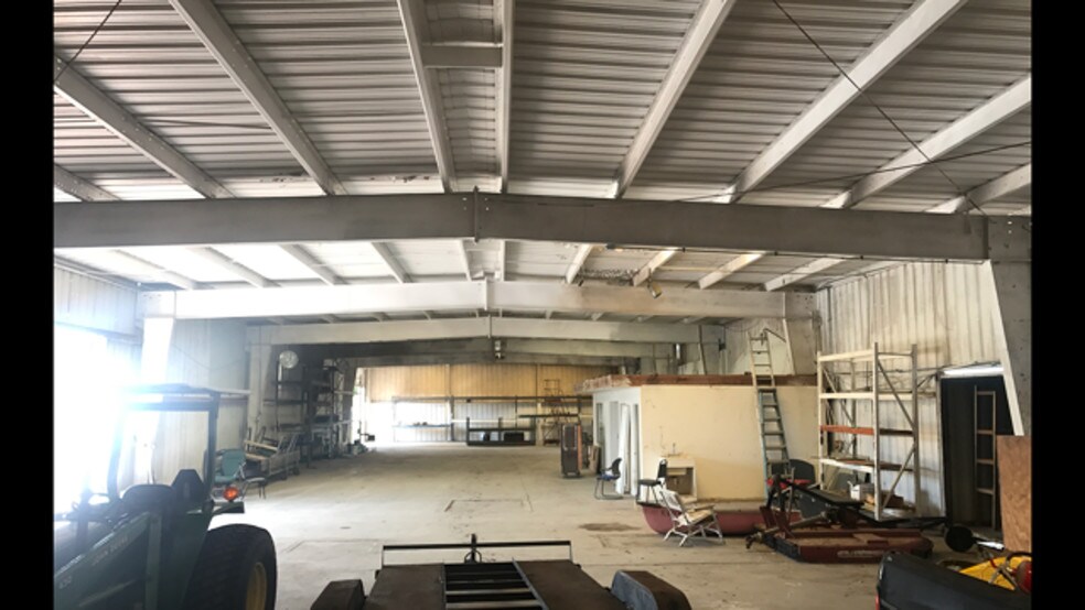 Primary Photo Of 5461 NW Highway 70, Arcadia Industrial For Sale