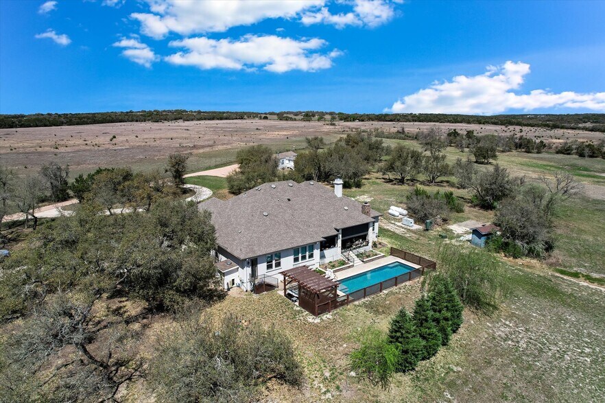 More Photos Of 2550 Bell Springs Rd, Dripping Springs Lodge Meeting Hall For Sale