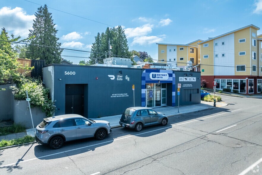 More Photos Of 5600 Roosevelt Way, Seattle Restaurant For Lease