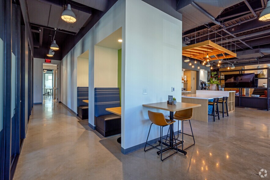 More Photos Of 7710 N FM 620 Rd, Austin Coworking Space