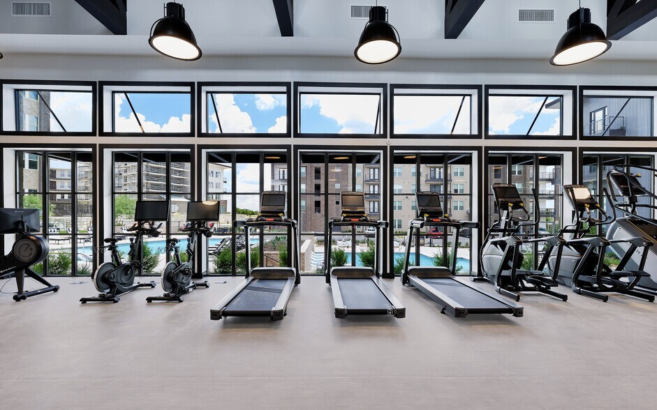 More Photos Of 7910 S New Braunfels, San Antonio Apartments For Lease