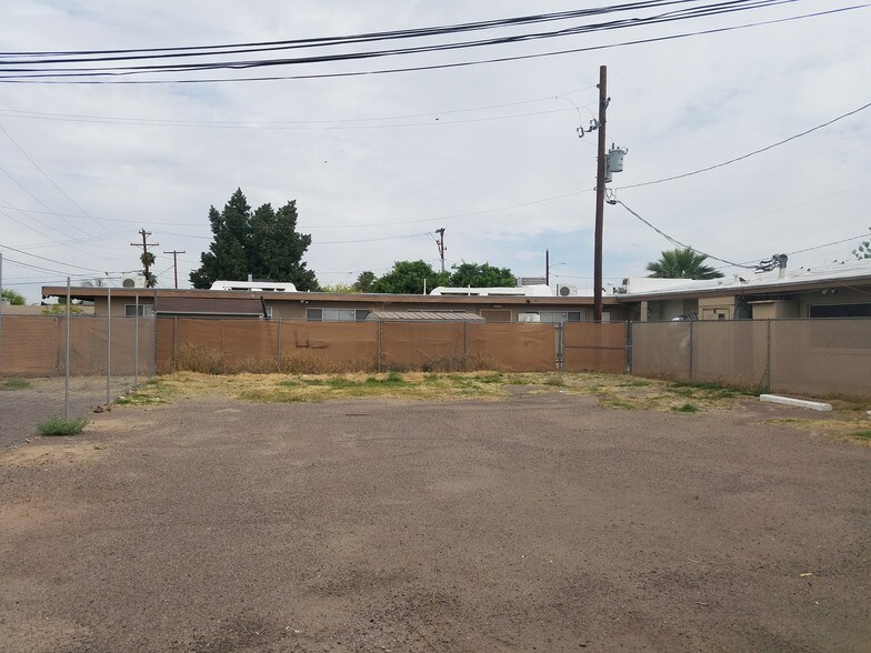 More Photos Of 4810 W Glendale Ave, Glendale Office For Sale