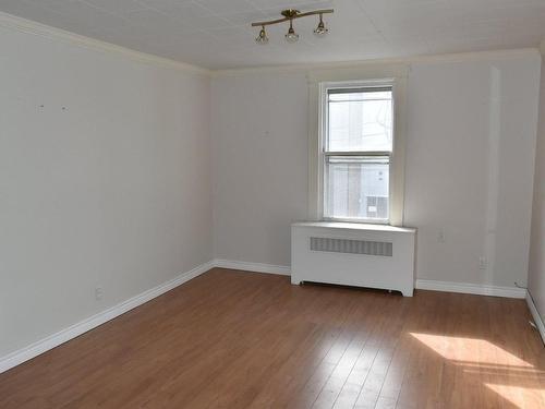 More Photos Of 445A Rue Brock, Drummondville Office For Sale