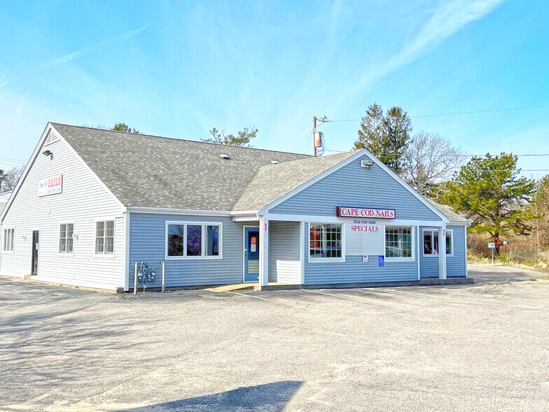 Primary Photo Of 160 - A Macarthur Blvd, Buzzards Bay Freestanding For Lease
