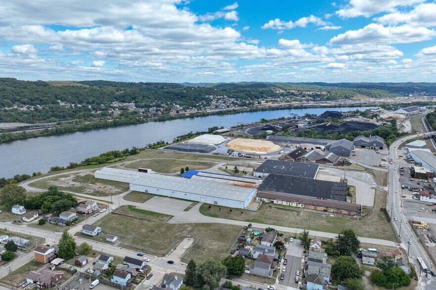 More Photos Of 1729 Pennsylvania Ave, Monaca Manufacturing For Lease