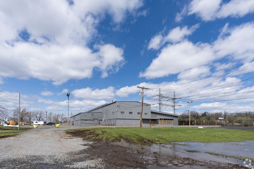 More Photos Of 501 Industry Rd, Staten Island Warehouse For Sale