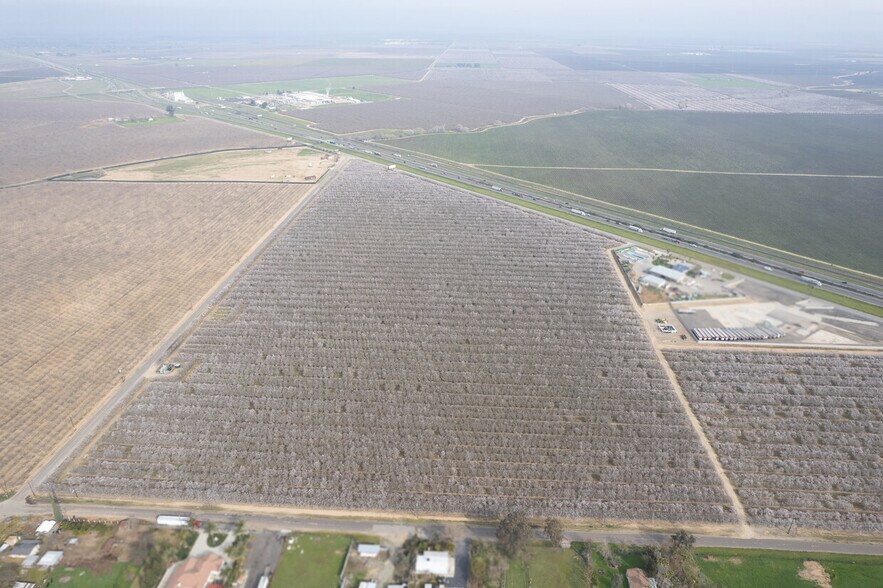 Primary Photo Of Golden State Hwy @ Rd 22, Madera Land For Sale