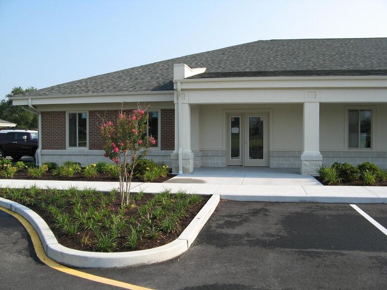 More Photos Of 1324 Belmont Ave, Salisbury Medical For Sale