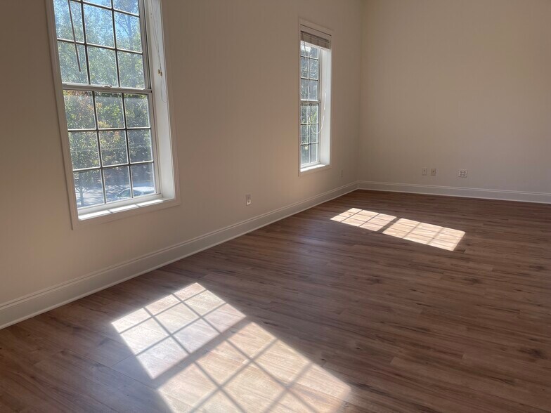 More Photos Of 440 S Peachtree St, Norcross Loft Creative Space For Lease