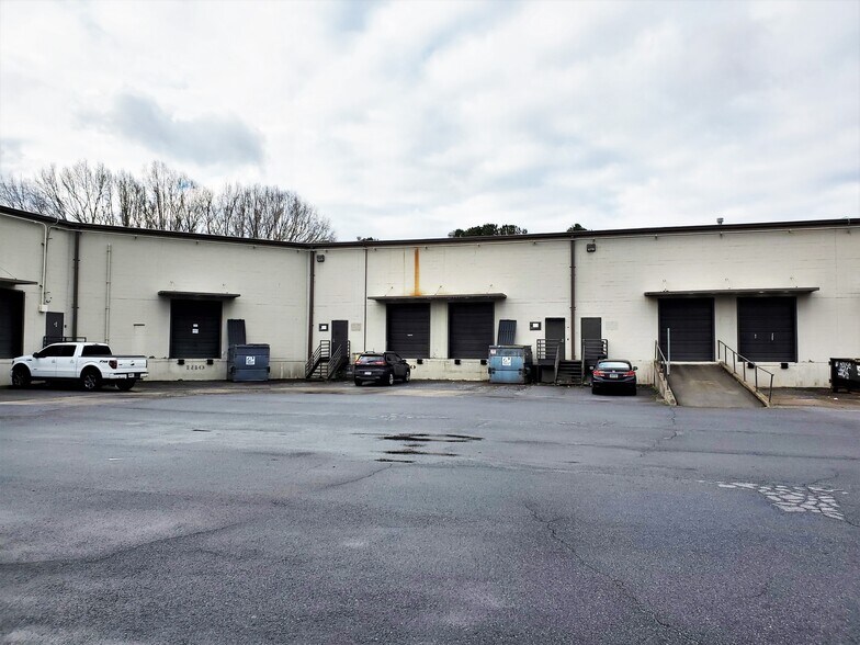 More Photos Of 5000 Highlands Pky SE, Smyrna Warehouse For Lease