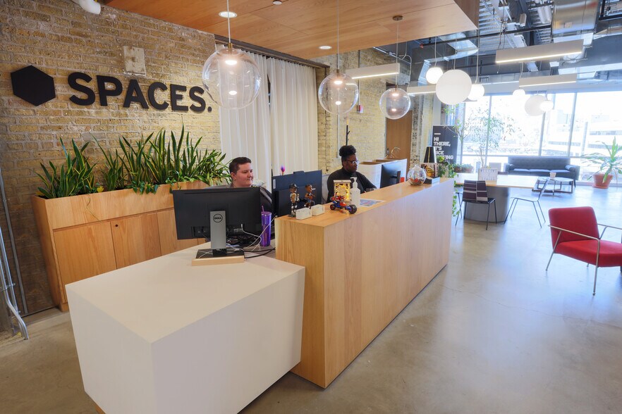 More Photos Of 1433 N Water St, Milwaukee Coworking Space