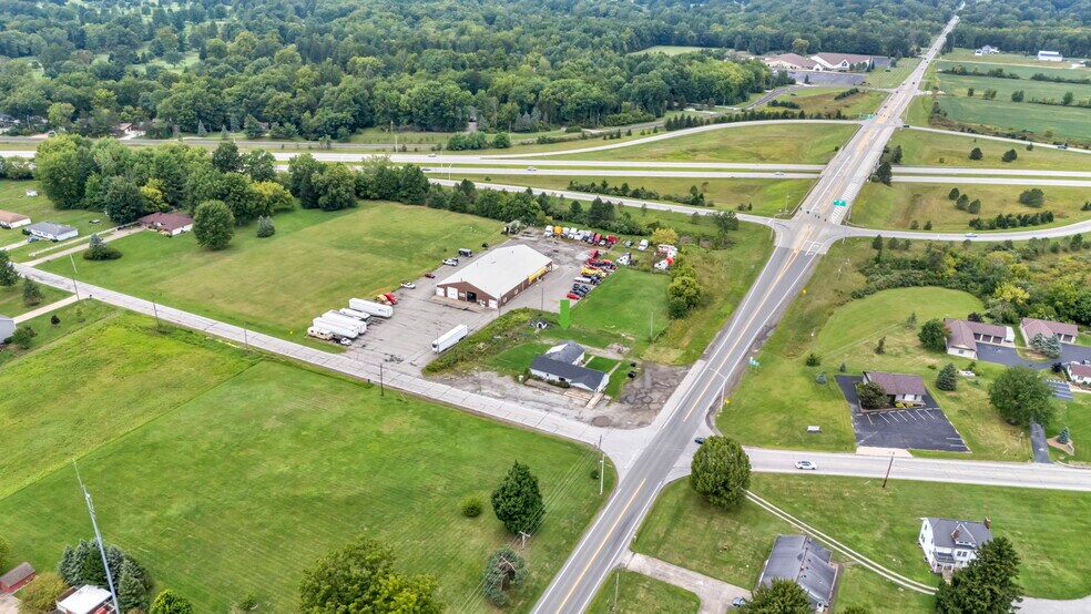 More Photos Of 40980 Butternut Park Ct, Elyria Specialty For Sale