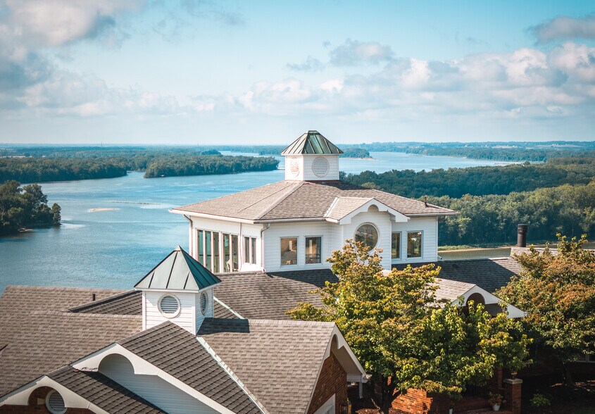 More Photos Of 1 Tara Point, Grafton Hotel For Sale