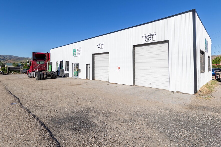More Photos Of 438 Highway 55, Horseshoe Bend Auto Repair For Sale