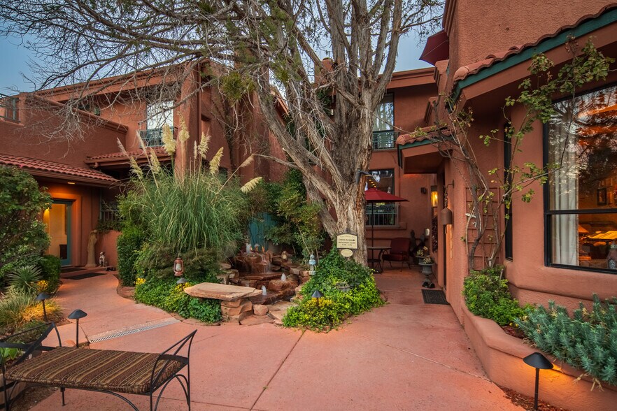 More Photos Of 55 Hozoni Dr, Sedona Hotel For Sale