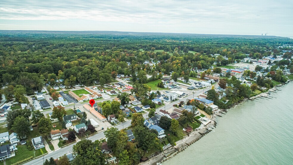 More Photos Of 5169 Lake Rd E, Geneva Hotel For Sale