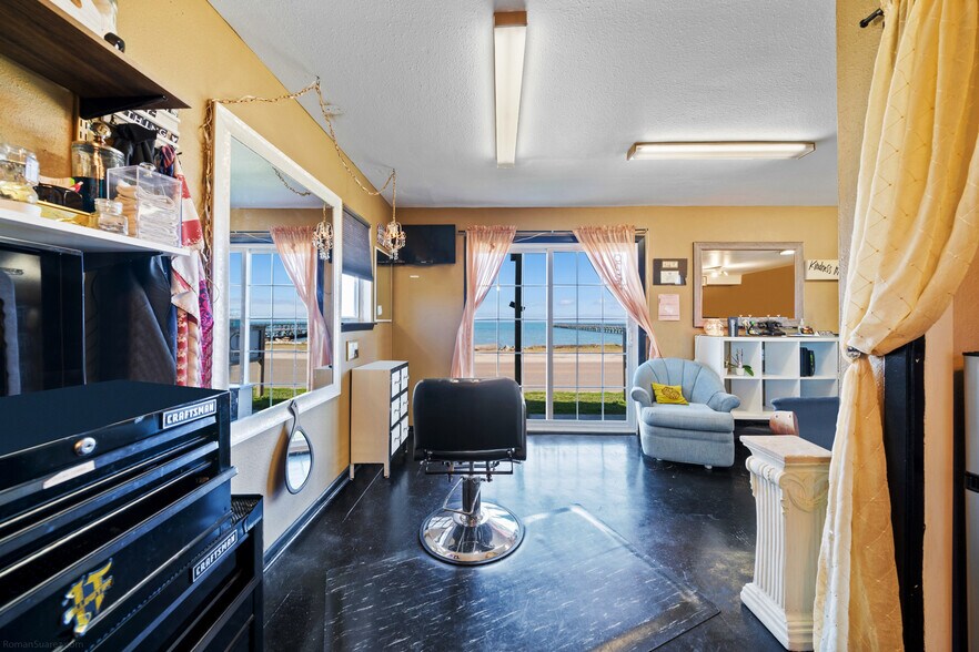 More Photos Of 301 S Fulton Beach, Rockport Trailer Camper Park For Sale