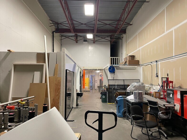 More Photos Of 9295 198th St, Langley Twp Warehouse For Sale