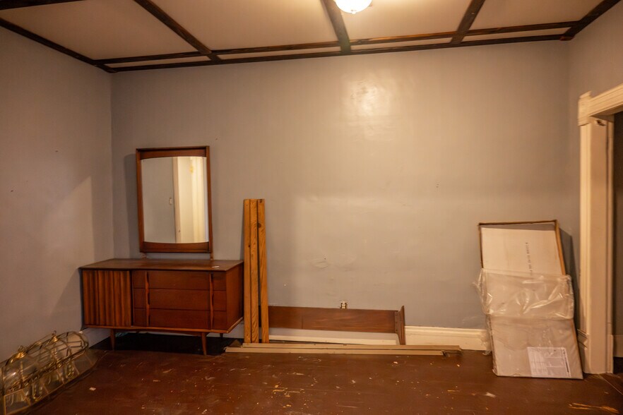 More Photos Of 215 Main St, Elroy Storefront Retail Residential For Sale