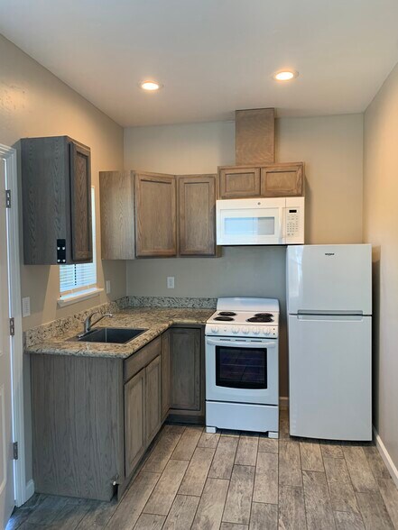 More Photos Of 5799 Arboga Rd, Olivehurst Specialty For Sale