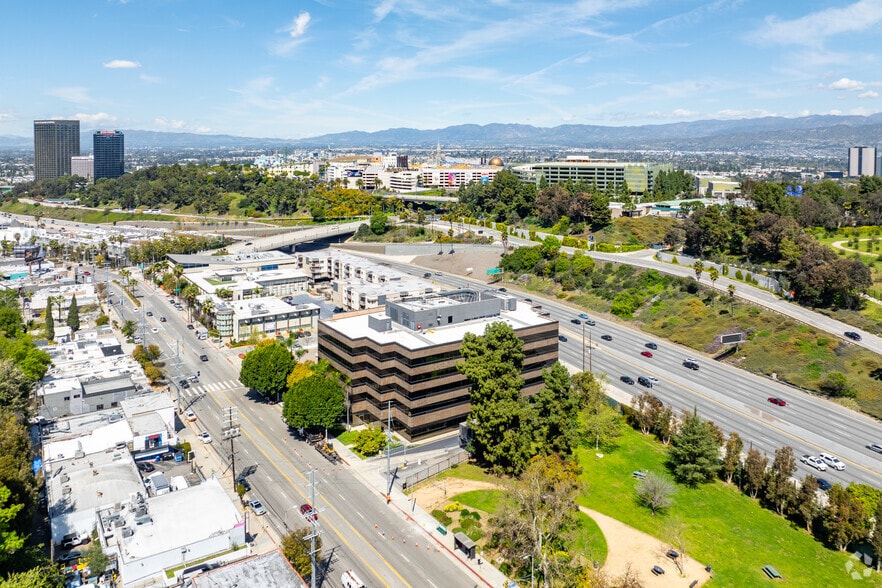 More Photos Of 3330 Cahuenga Blvd W, Los Angeles Office For Lease
