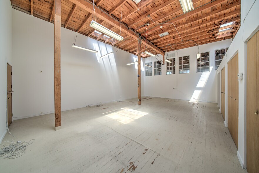 More Photos Of 1250 Addison St, Berkeley Light Distribution For Lease