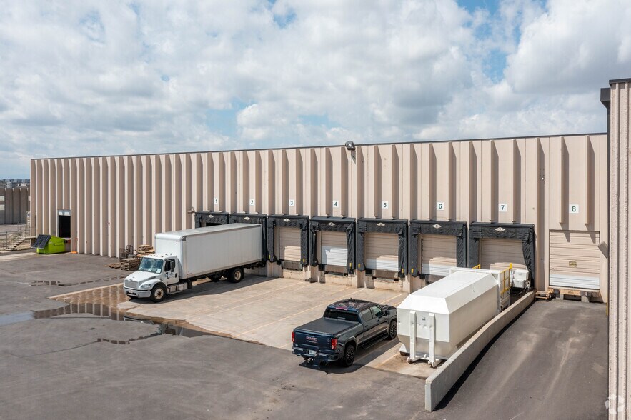 More Photos Of 12601 E 38th Ave, Denver Manufacturing For Lease