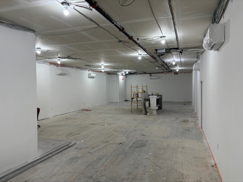 More Photos Of 99 S 3rd St, Brooklyn Apartments For Lease