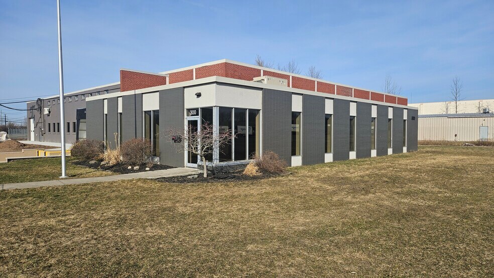 More Photos Of 300 Commerce Dr, Rochester Warehouse For Lease