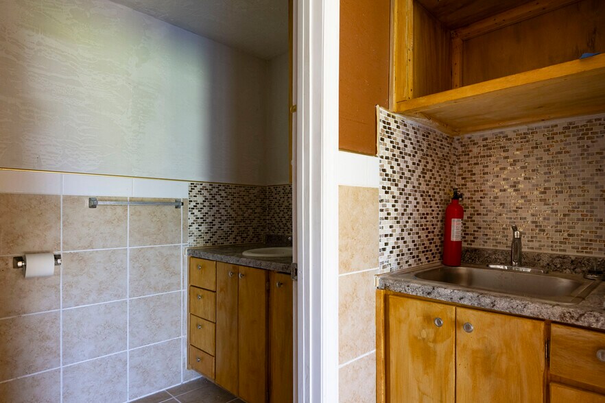 More Photos Of 433 Se Lake St, Stuart Apartments For Sale