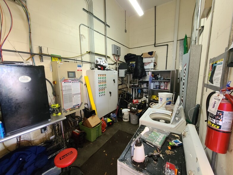 More Photos Of 75 S Tymber Creek Rd, Ormond Beach Specialty For Sale