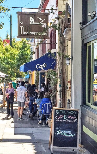 More Photos Of 2945 College Ave, Berkeley Storefront For Lease