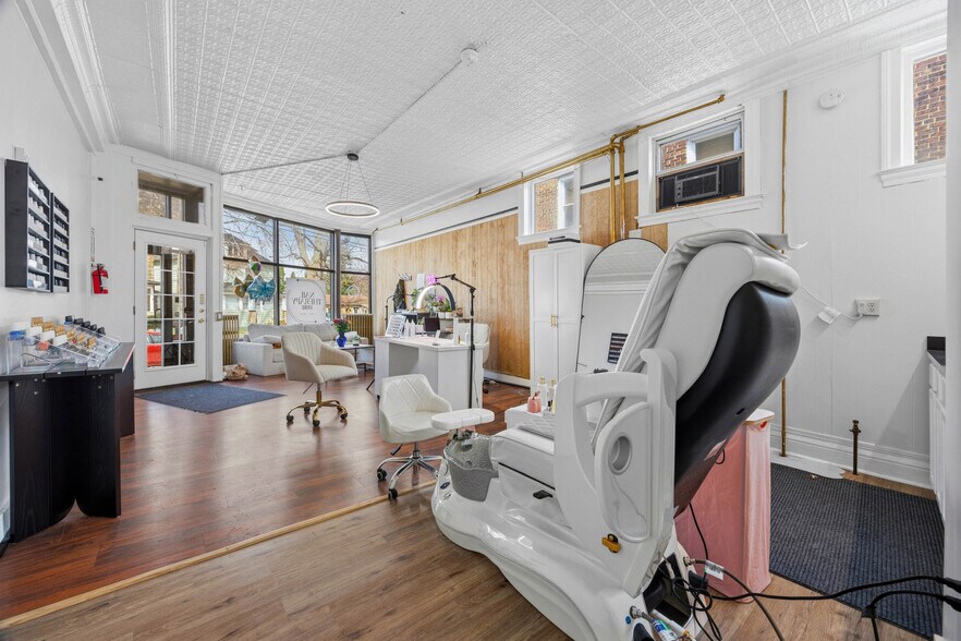 More Photos Of 871-873 Atlantic Ave, Rochester Office Residential For Sale