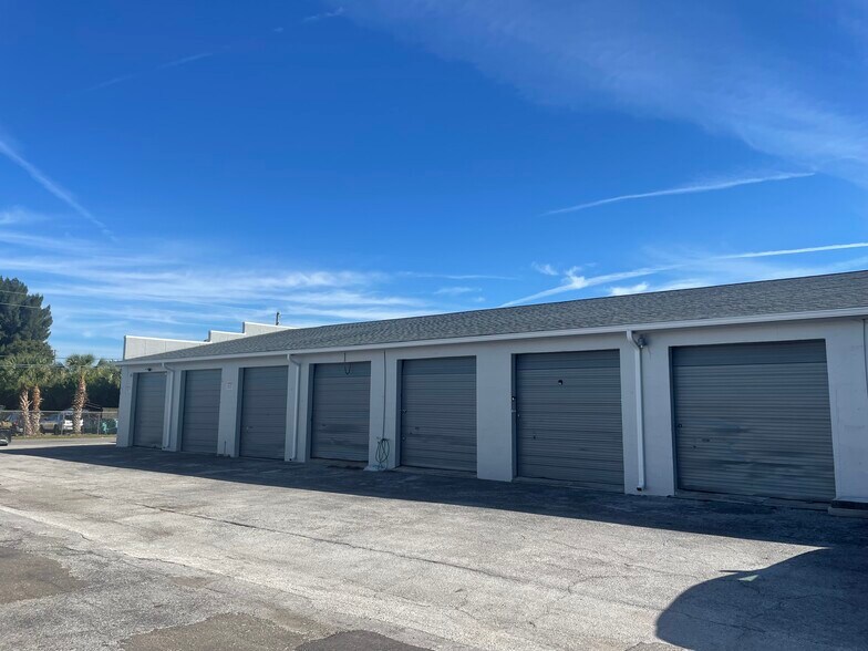 More Photos Of 2157 Range Rd, Clearwater Warehouse For Lease