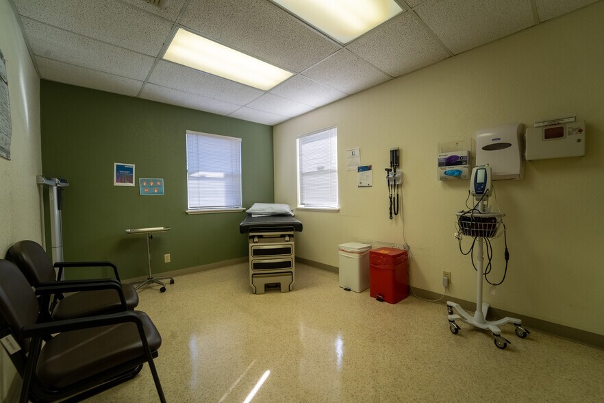 More Photos Of 1215 Plumas St, Yuba City Medical For Lease