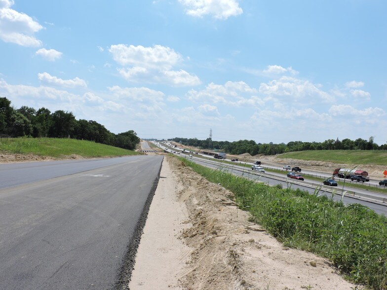 More Photos Of 406 Center Point Rd, Weatherford Land For Sale