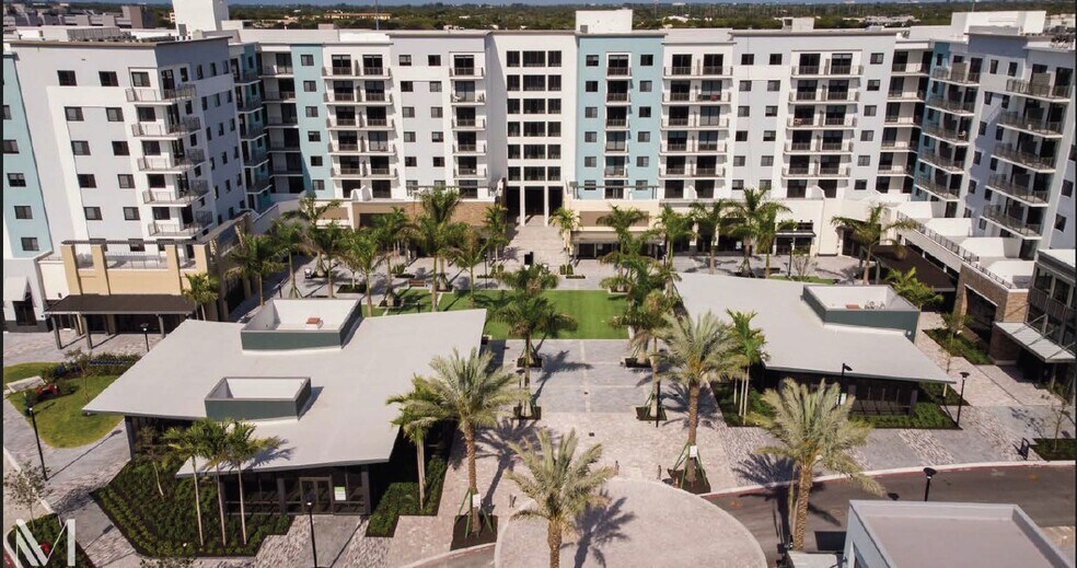 Primary Photo Of 261 N University Dr, Plantation Unknown For Lease