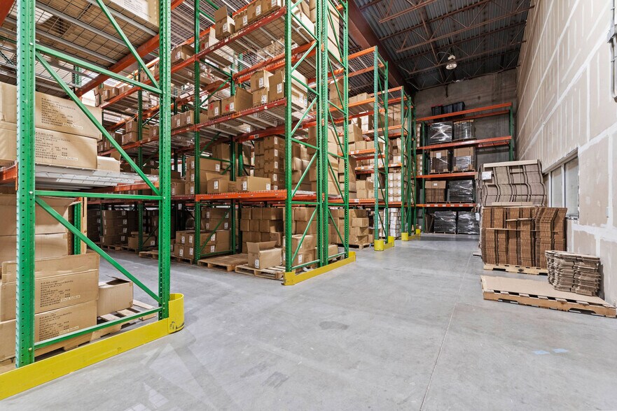 More Photos Of 824 N 1430 W, Orem Manufacturing For Lease