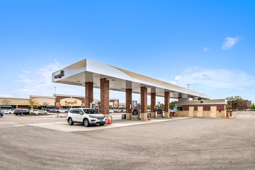 More Photos Of 2503-2599 W Golf Rd, Hoffman Estates Storefront For Lease