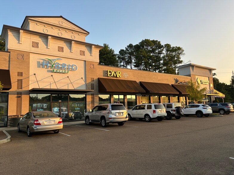 More Photos Of 1801 Jackson Ave W, Oxford General Retail For Lease