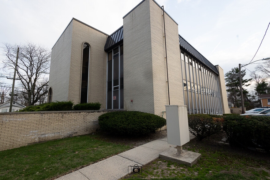 More Photos Of 1215 Livingston Ave, North Brunswick Office For Sale