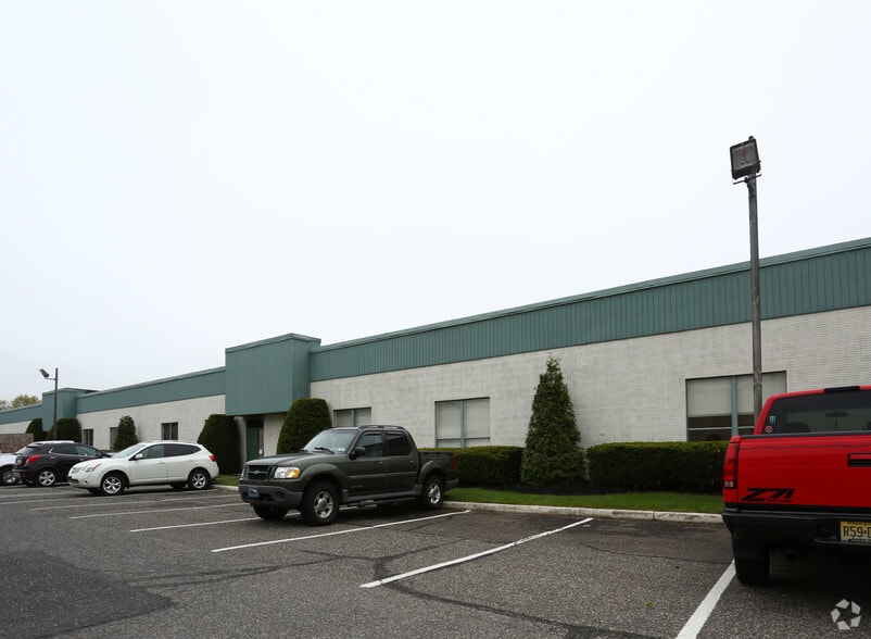 More Photos Of 875 Industrial Hwy, Cinnaminson Light Manufacturing For Lease