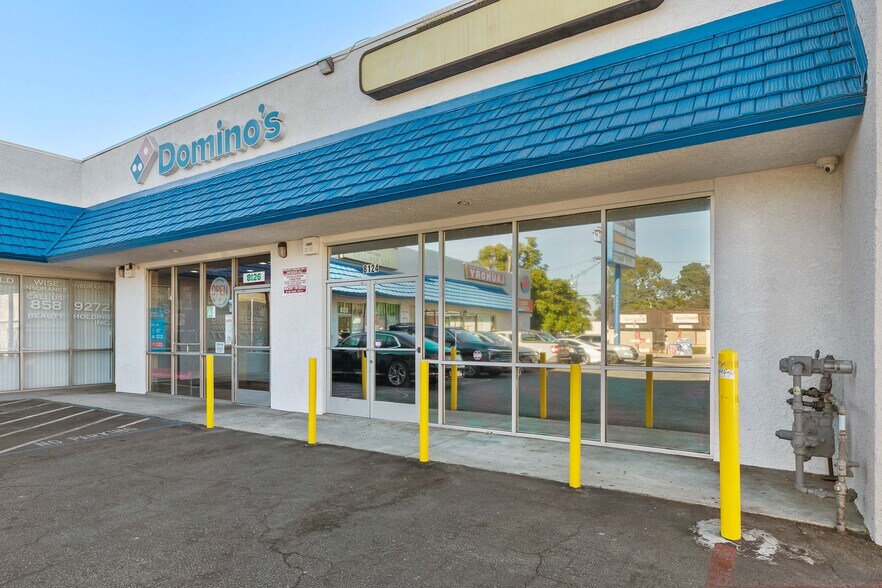 More Photos Of 8124 Sunland Blvd, Sun Valley Freestanding For Lease