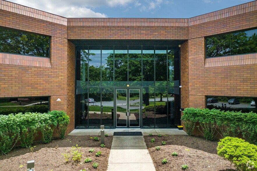 More Photos Of 180 Passaic Ave, Fairfield Light Manufacturing For Lease