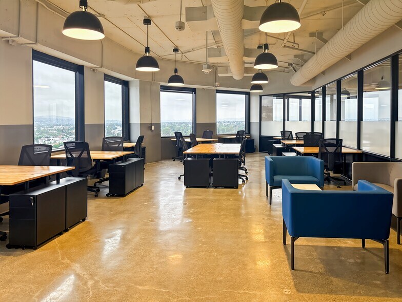 More Photos Of 3900 W Alameda Ave, Burbank Coworking Space