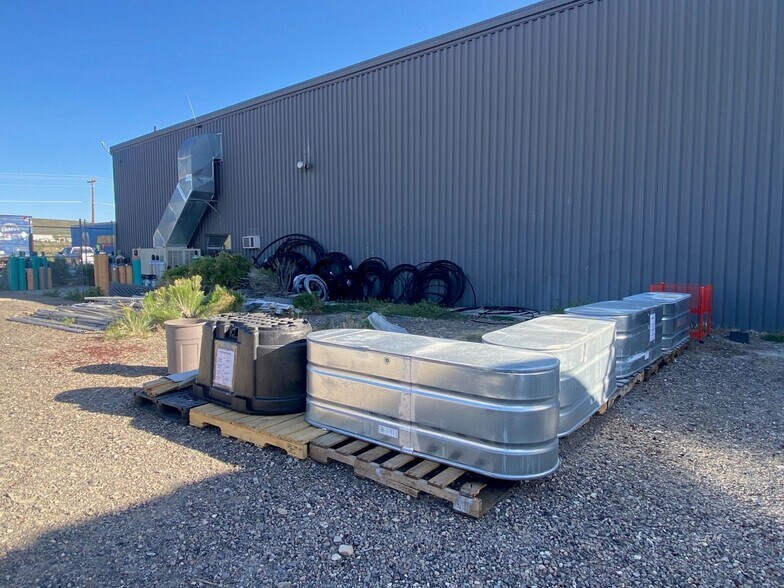 More Photos Of 631 Humboldt Ave, Wells Storefront Retail Office For Sale